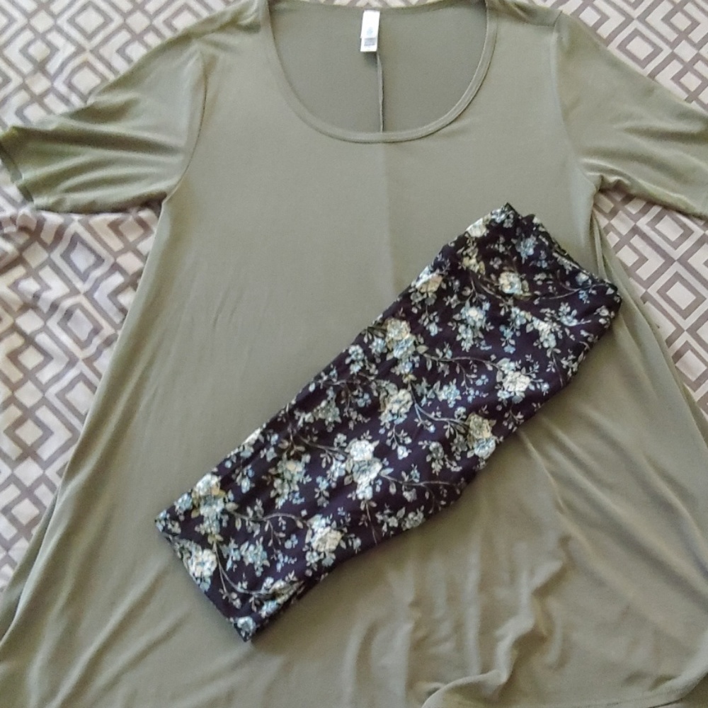 Top and leggings outfit